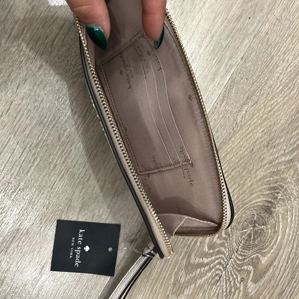 Kate Spade Lucy Colorblock Pebbled Leather Medium L-Zip Wristlet